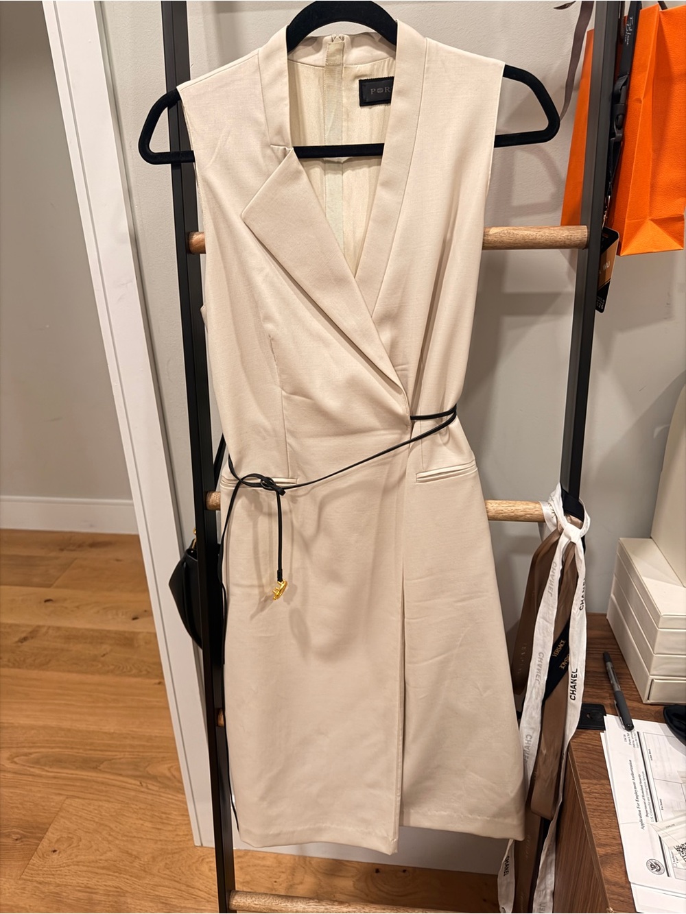 Sleeveless Cream v neck Midi Dress with leather belt